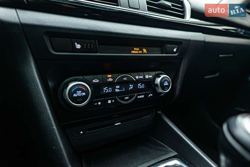 Хэтчбек Mazda 3 2013 в Киеве