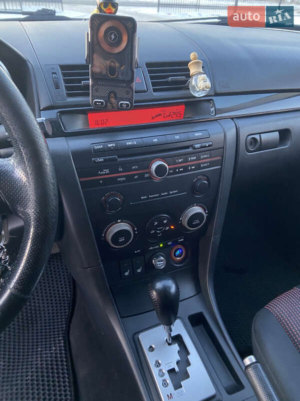 Хэтчбек Mazda 3 2005 в Кременчуге