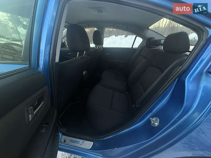 Седан Mazda 3 2006 в Львові