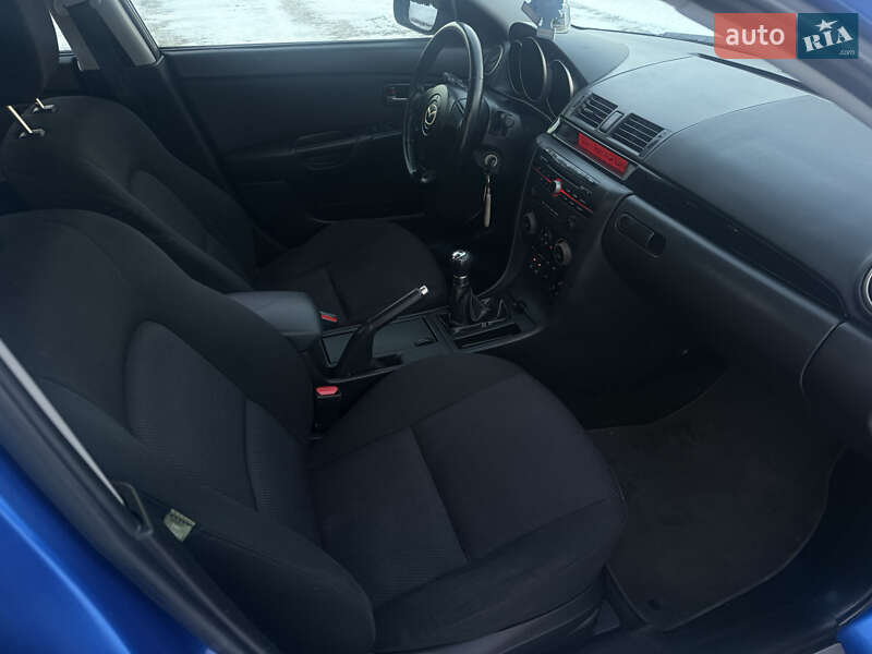 Седан Mazda 3 2006 в Львові