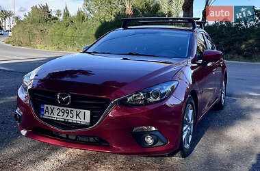 Седан Mazda 3 2015 в Ивано-Франковске