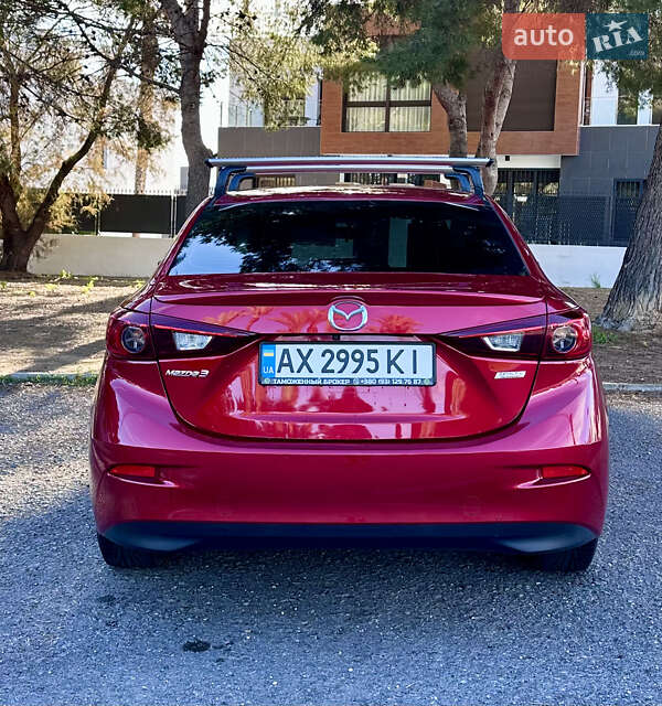 Седан Mazda 3 2015 в Ивано-Франковске