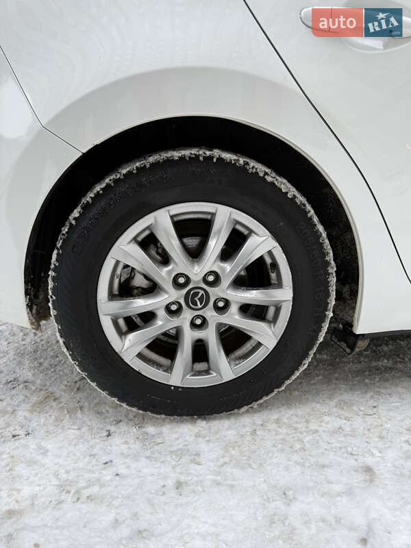 Хэтчбек Mazda 3 2013 в Киеве