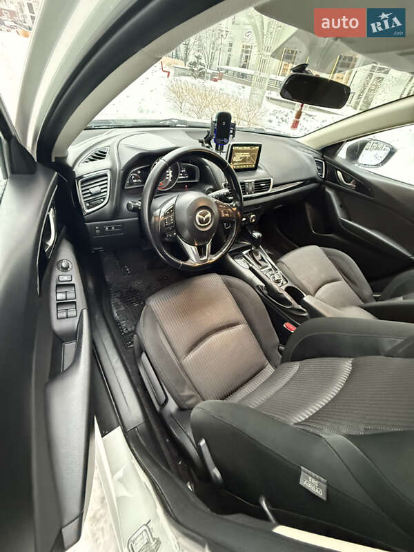 Хэтчбек Mazda 3 2013 в Киеве