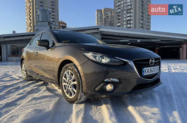 Седан Mazda 3 2016 в Києві