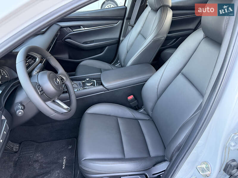 Седан Mazda 3 2024 в Киеве