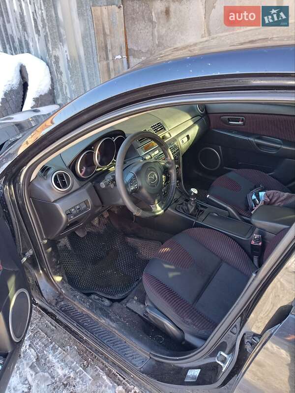 Седан Mazda 3 2006 в Нікополі