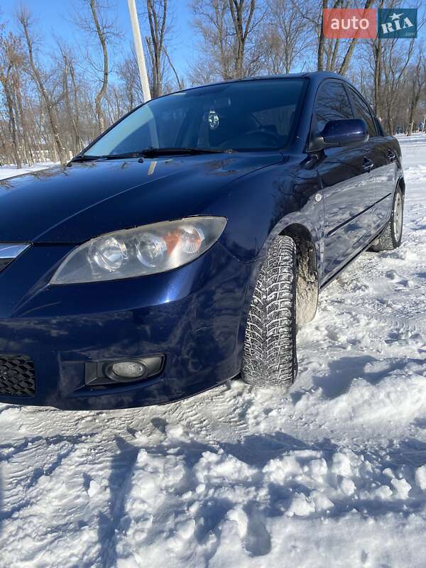 Седан Mazda 3 2008 в Дніпрі