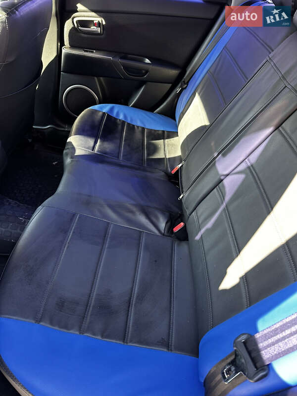 Хэтчбек Mazda 3 2008 в Покрове