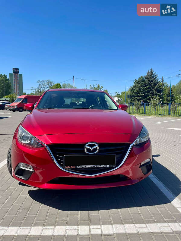 Хетчбек Mazda 3 2016 в Львові фото Хетчбек Mazda 3 2016 в Львові