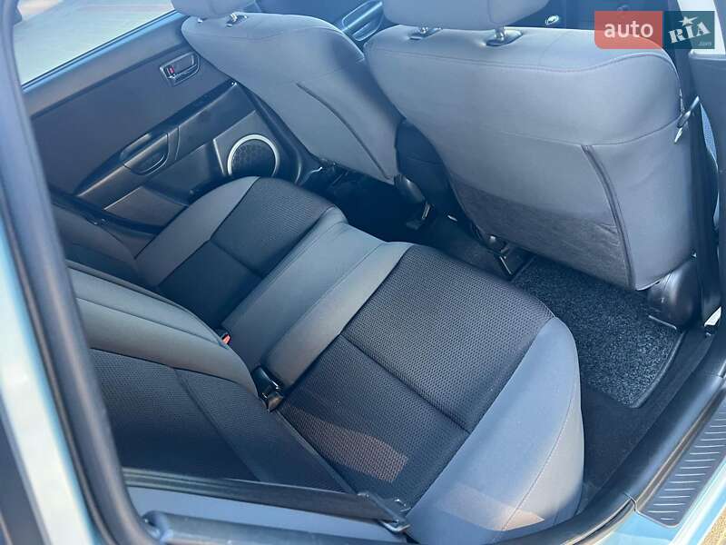 Хэтчбек Mazda 3 2008 в Житомире