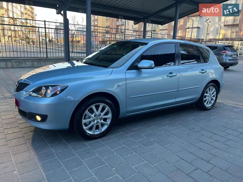 Хэтчбек Mazda 3 2008 в Житомире