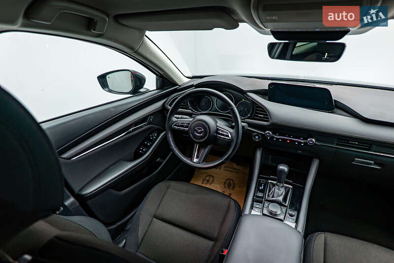 Седан Mazda 3 2020 в Киеве