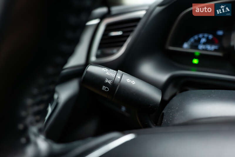 Хэтчбек Mazda 3 2017 в Киеве