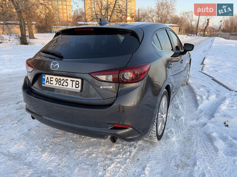 Хэтчбек Mazda 3 2017 в Днепре фото 8 Хэтчбек Mazda 3 2017 в Днепре