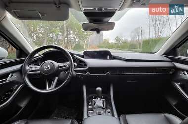 Седан Mazda 3 2023 в Днепре