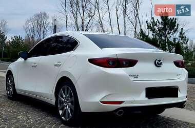 Седан Mazda 3 2023 в Днепре