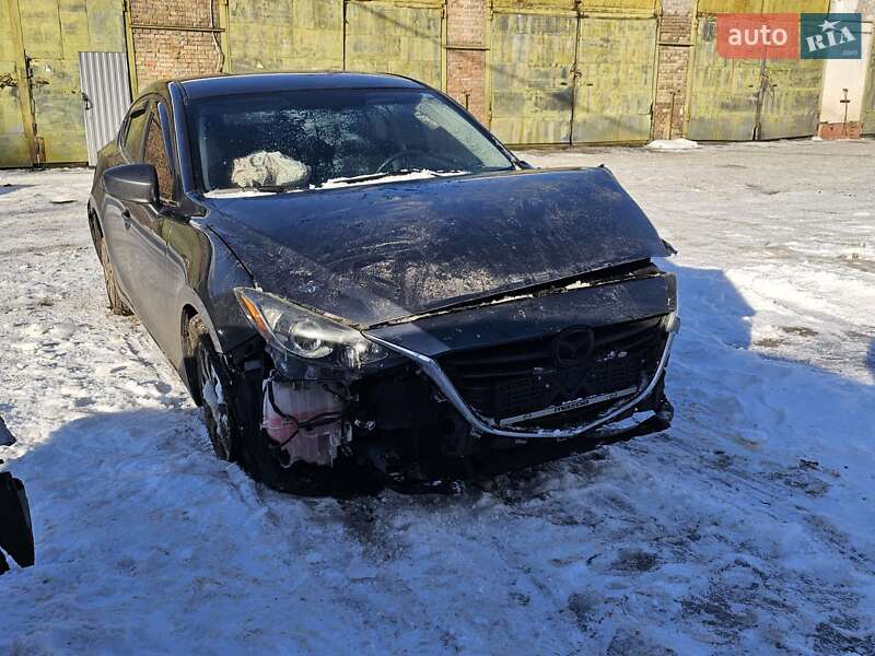 Седан Mazda 3 2013 в Киеве фото 5 Седан Mazda 3 2013 в Киеве
