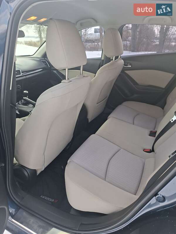 Хетчбек Mazda 3 2014 в Шостці