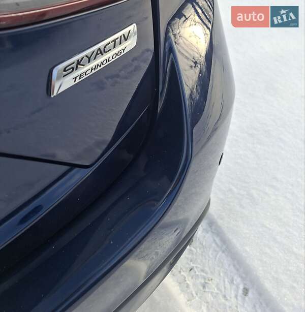 Хетчбек Mazda 3 2014 в Шостці