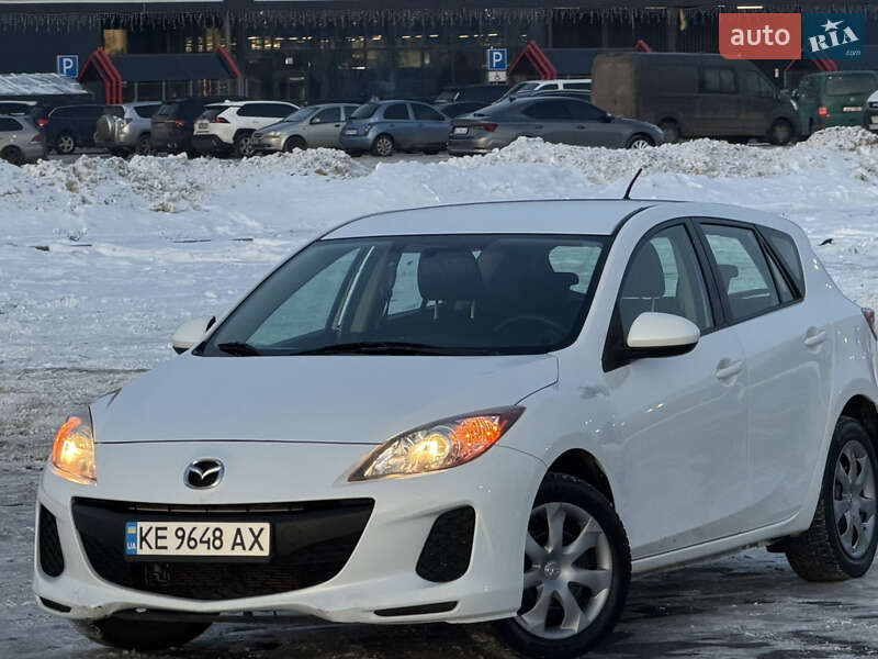 Хетчбек Mazda 3 2013 в Дніпрі