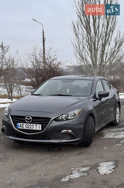 Седан Mazda 3 2013 в Кривом Роге