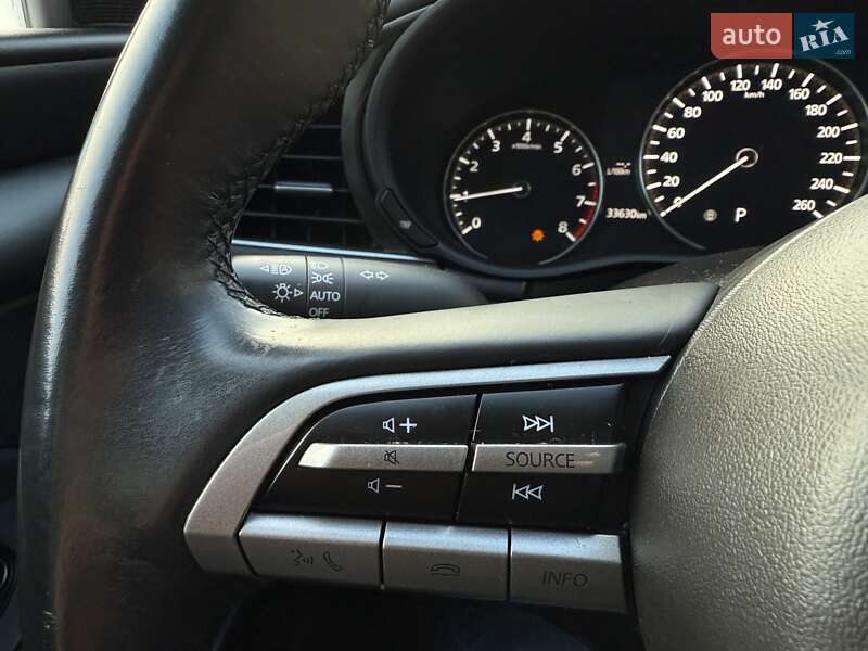 Седан Mazda 3 2020 в Киеве фото 23 Седан Mazda 3 2020 в Киеве