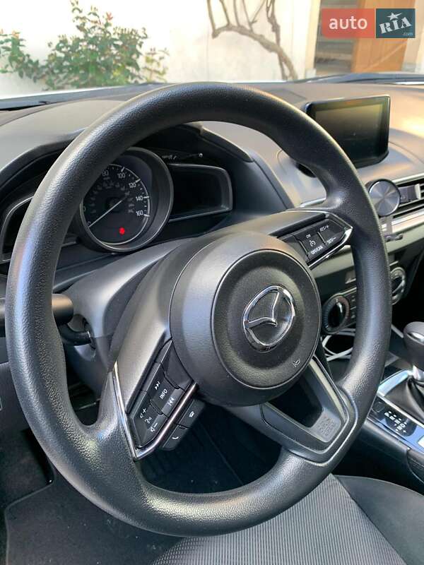 Седан Mazda 3 2017 в Миколаєві