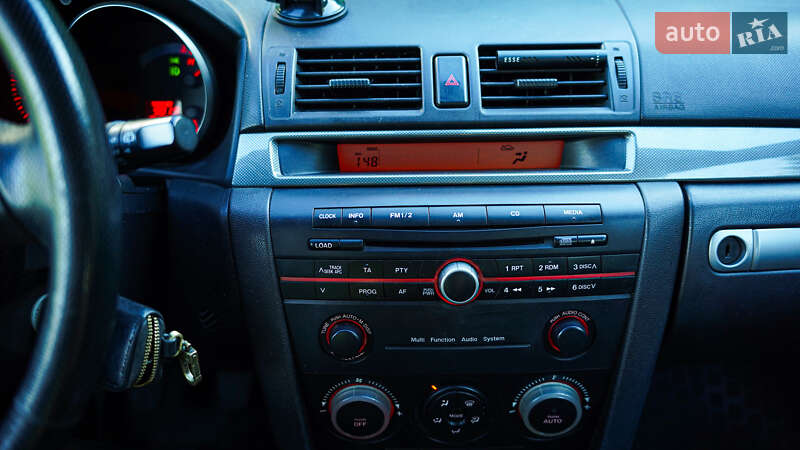 Хэтчбек Mazda 3 2005 в Львове