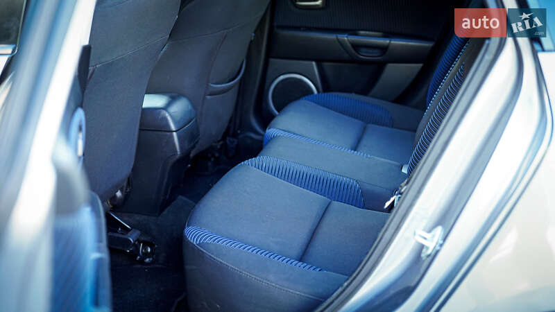 Хэтчбек Mazda 3 2005 в Львове