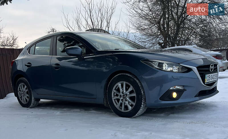 Хэтчбек Mazda 3 2013 в Конотопе
