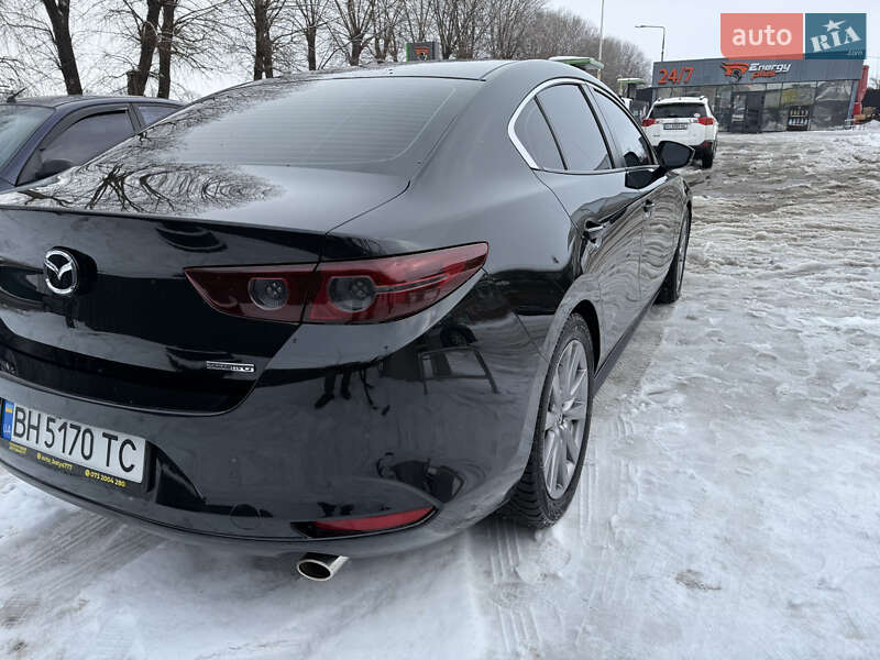 Седан Mazda 3 2018 в Києві