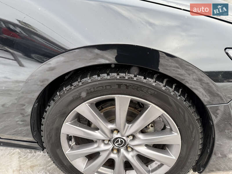 Седан Mazda 3 2018 в Києві