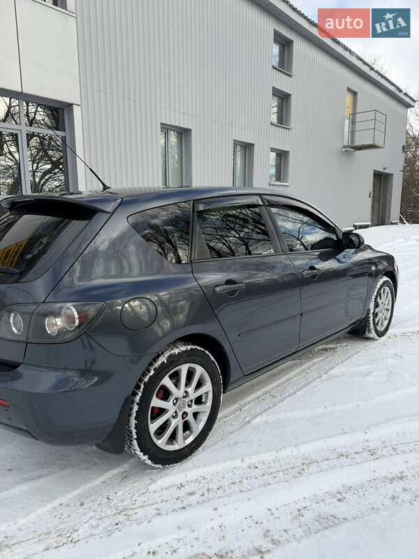 Хетчбек Mazda 3 2008 в Чернігові
