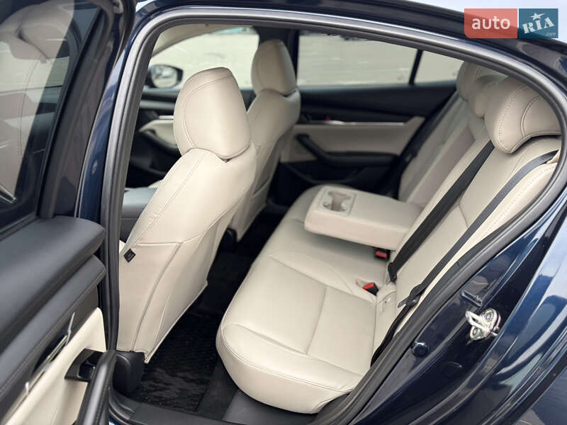 Седан Mazda 3 2024 в Києві