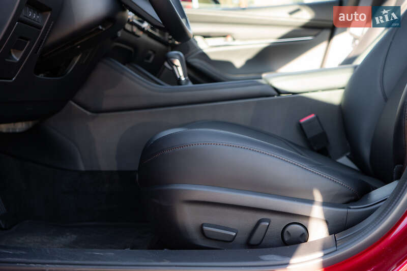 Хетчбек Mazda 3 2025 в Києві фото 33 Хетчбек Mazda 3 2025 в Києві