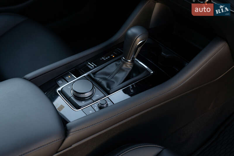 Хетчбек Mazda 3 2025 в Києві фото 48 Хетчбек Mazda 3 2025 в Києві