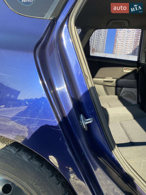 Хэтчбек Mazda 3 2005 в Киеве