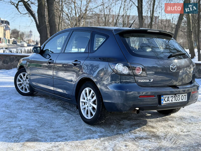 Хэтчбек Mazda 3 2008 в Киеве