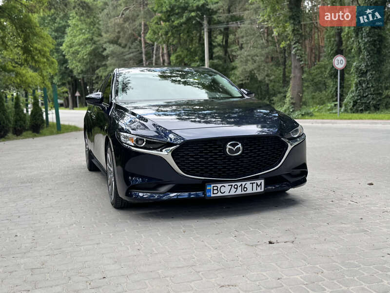 Седан Mazda 3 2019 в Львові