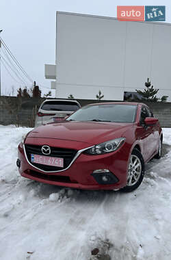 Седан Mazda 3 2015 в Львові