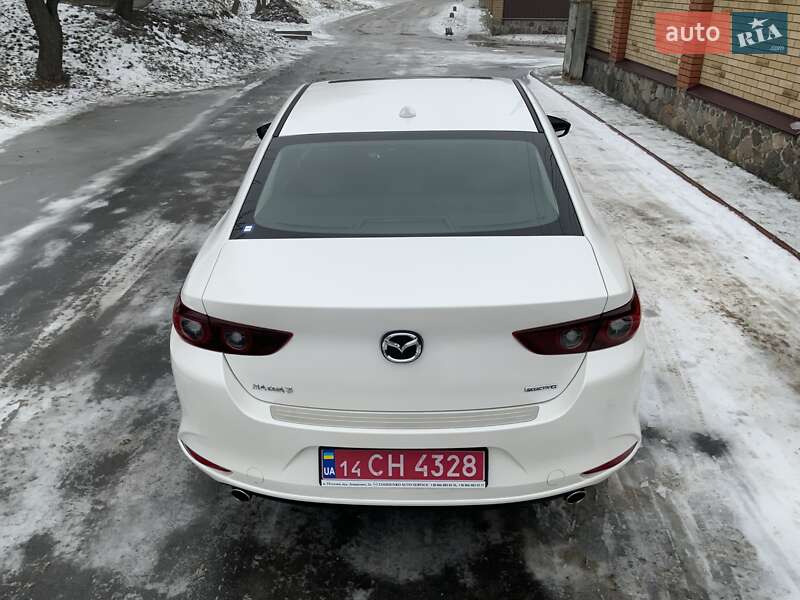 Седан Mazda 3 2022 в Полтаві