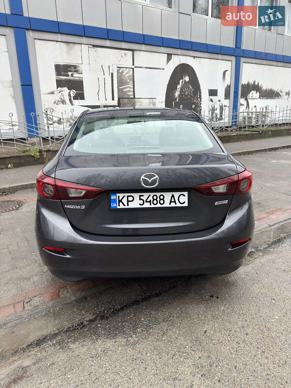 Седан Mazda 3 2014 в Запоріжжі