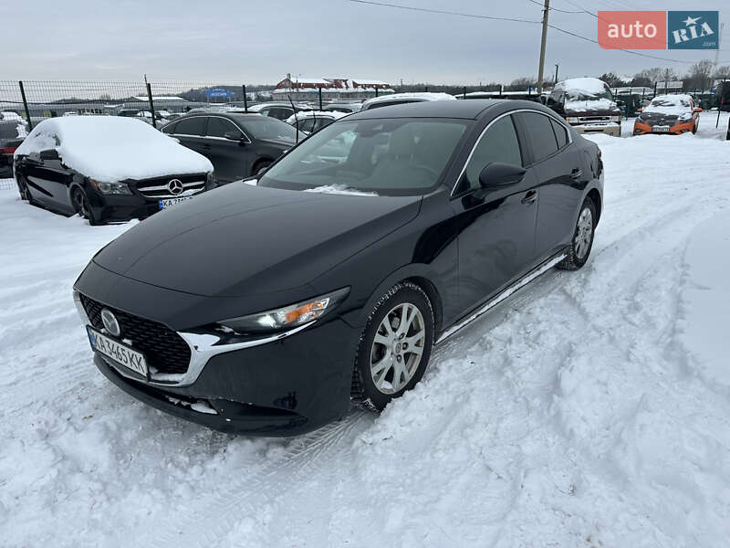 Седан Mazda 3 2019 в Києві