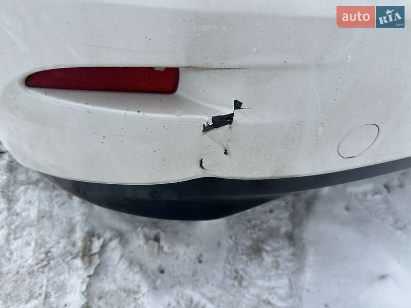 Седан Mazda 3 2018 в Києві