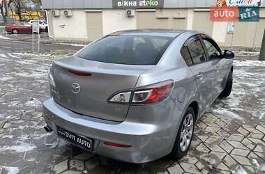 Седан Mazda 3 2013 в Миколаєві