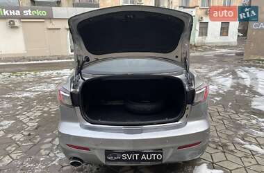 Седан Mazda 3 2013 в Миколаєві