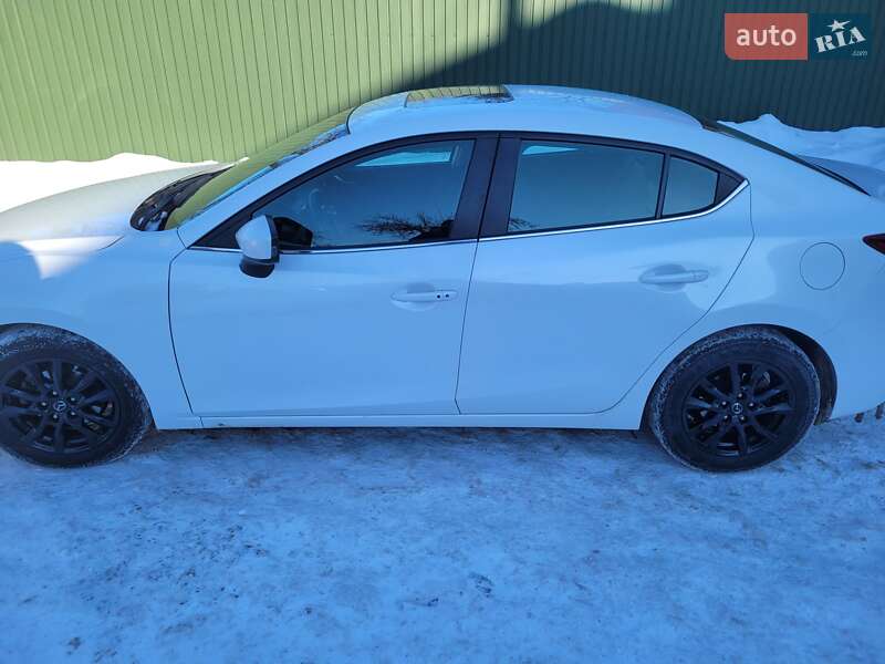 Седан Mazda 3 2015 в Києві