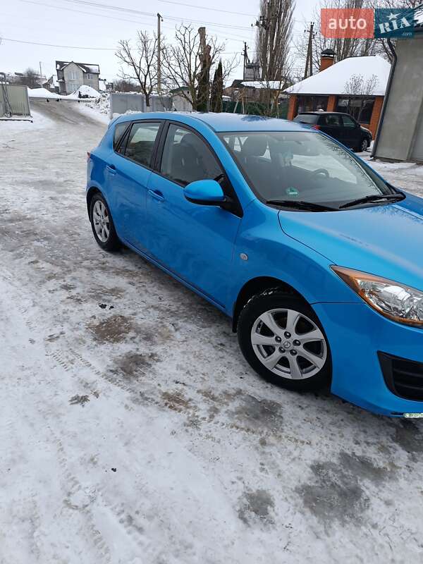 Хетчбек Mazda 3 2009 в Теофіполі