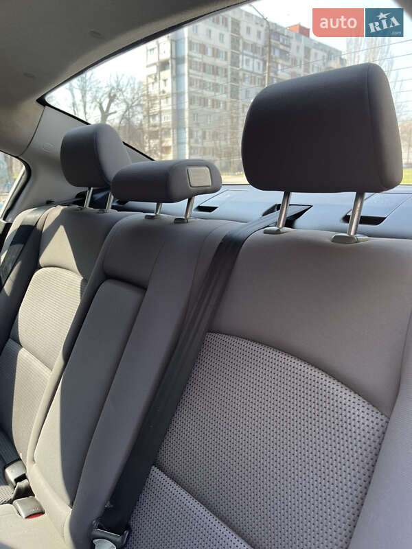 Седан Mazda 3 2007 в Запорожье